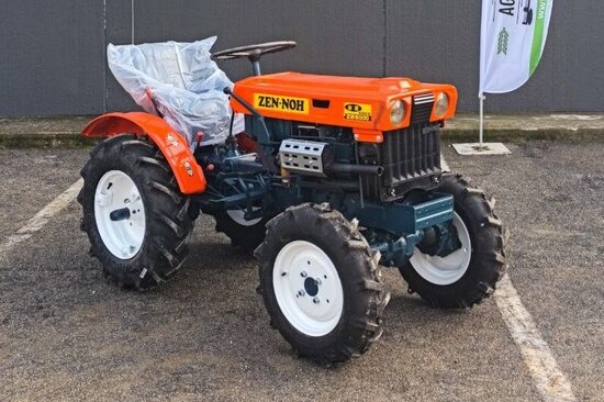 ✅ Kubota 6000 ZB (White Edition): Trattore Compatto 4x4 Diesel - Condizioni Tecniche Perfette e Buono Stato Estetico. Sistema attacco a 3 punti, Garanzia Inclusa, Consegna in tutta Italia!